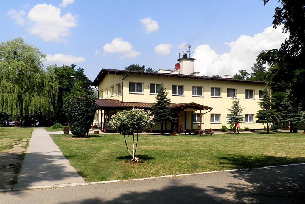 Ow Mikomania Charzykowy Exterior photo